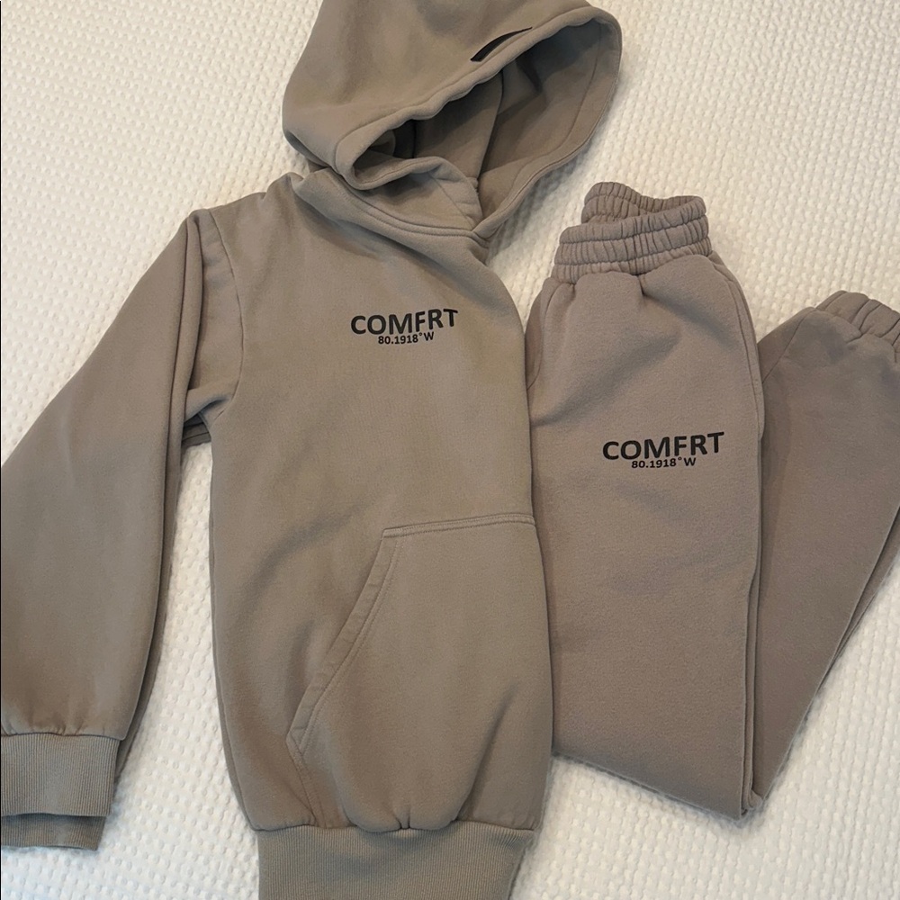 Comfrt Coordinate Stone Hoodie and Sweatpants Set Size XS
